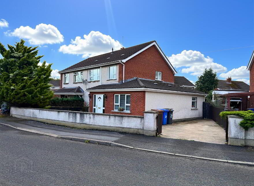 38 Enagh Park, Limavady, BT49 0SA