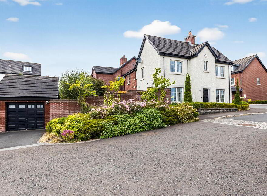 9 Woodfort Gardens, Lisburn, BT28 3QN