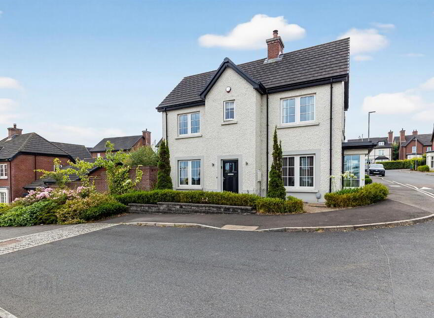 9 Woodfort Gardens, Lisburn, BT28 3QN