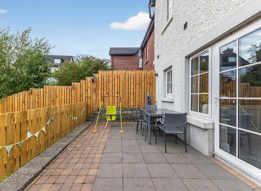 9 Woodfort Gardens, Lisburn, BT28 3QN
