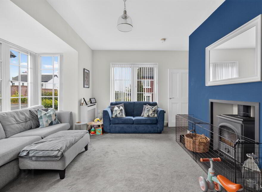 9 Woodfort Gardens, Lisburn, BT28 3QN