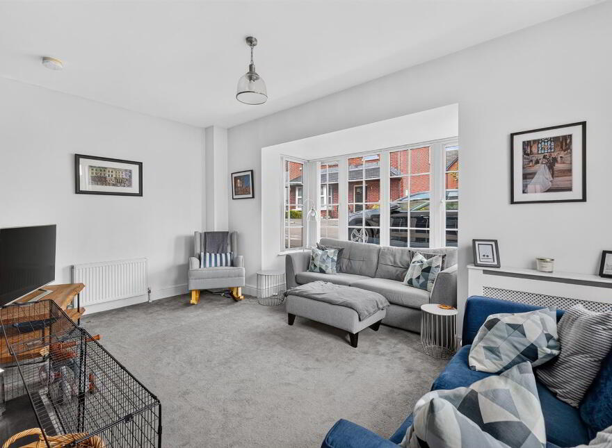 9 Woodfort Gardens, Lisburn, BT28 3QN