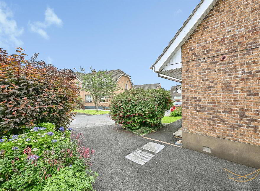 63 Greenwood Glen, Belfast, BT8 7WE