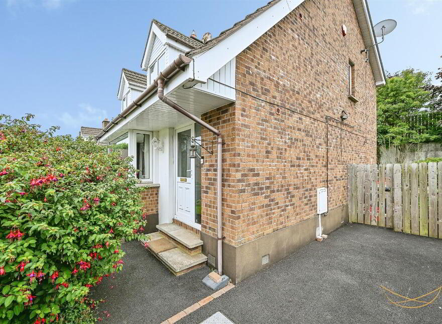 63 Greenwood Glen, Belfast, BT8 7WE