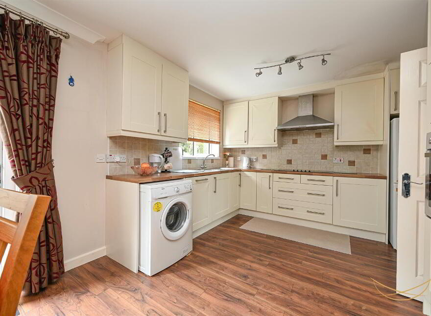 63 Greenwood Glen, Belfast, BT8 7WE