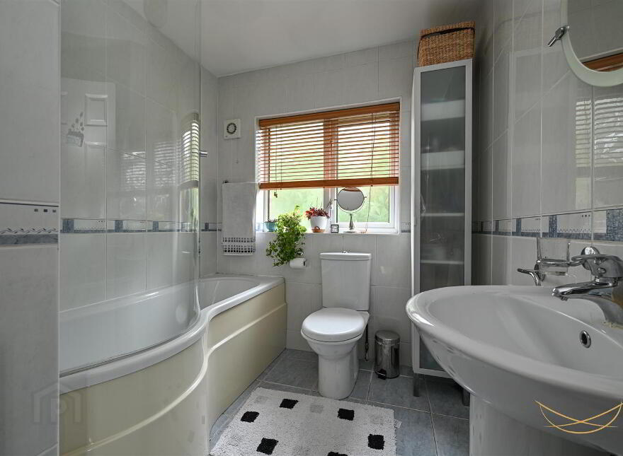 63 Greenwood Glen, Belfast, BT8 7WE
