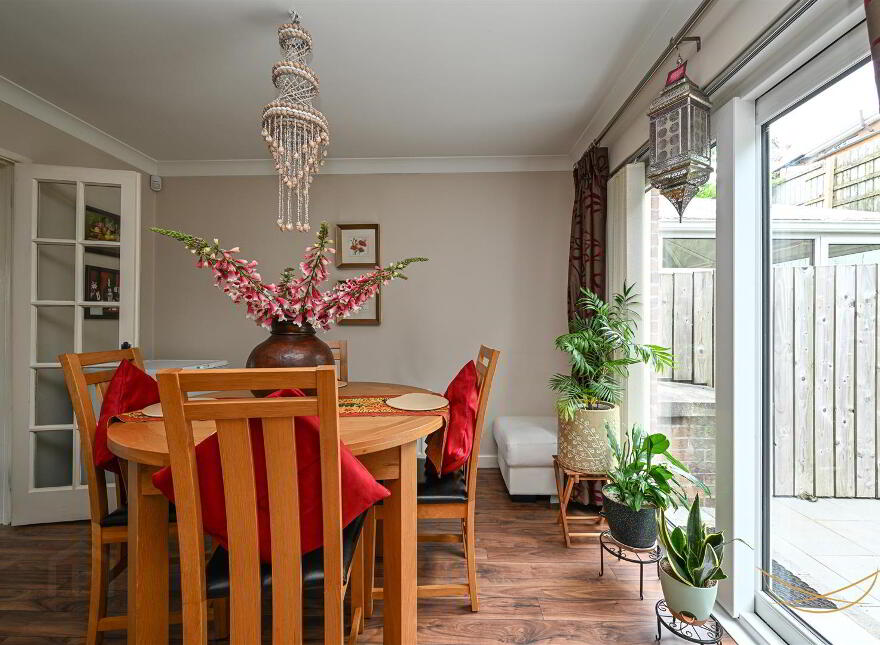 63 Greenwood Glen, Belfast, BT8 7WE