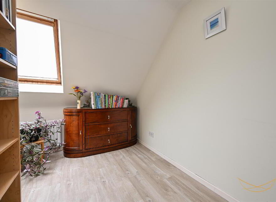 63 Greenwood Glen, Belfast, BT8 7WE