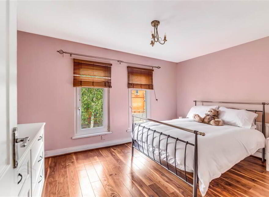 6 Cavendish Street, Belfast, BT12 7AU