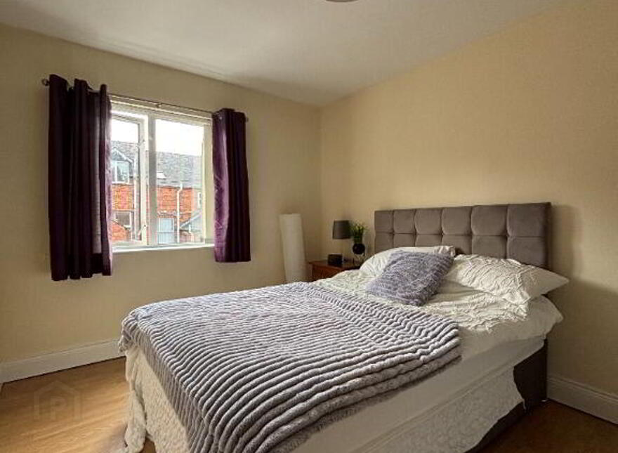 89 Eglantine Avenue, Belfast, BT9 6EW