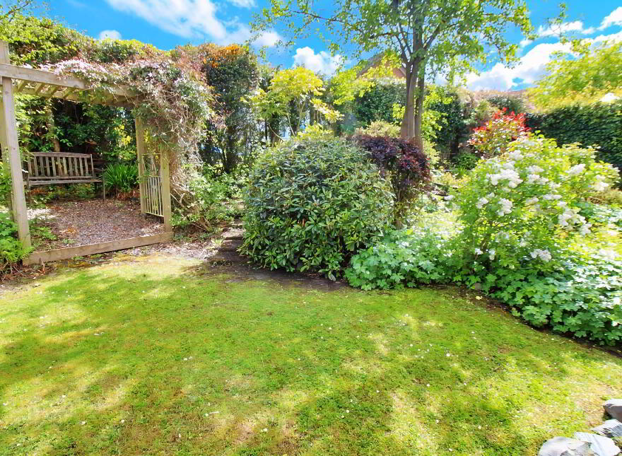 11 Ardmore Road, Holywood, BT18 0PJ