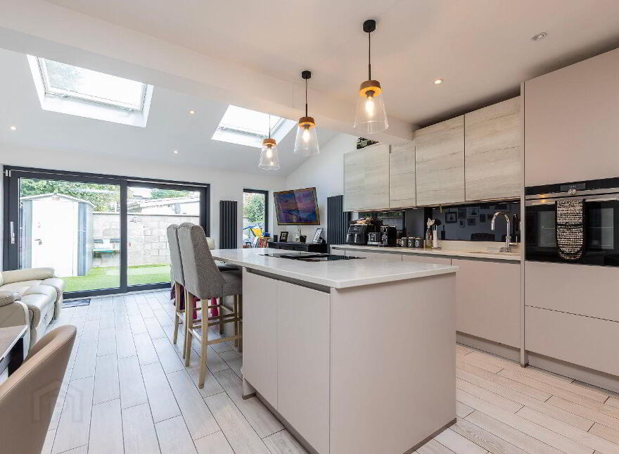 320 Charlemont, Griffith Avenue, Drumcondra, Drumcondra, D09N7F4