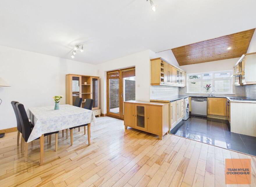 2 Charnwood Grove, Clonsilla, Clonsilla, D15H7FP