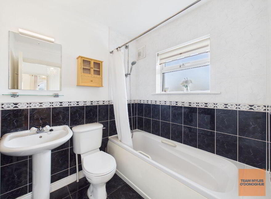 2 Charnwood Grove, Clonsilla, Clonsilla, D15H7FP