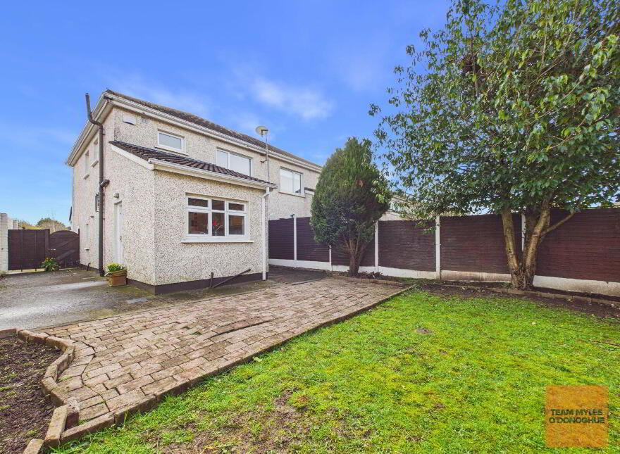 2 Charnwood Grove, Clonsilla, Clonsilla, D15H7FP