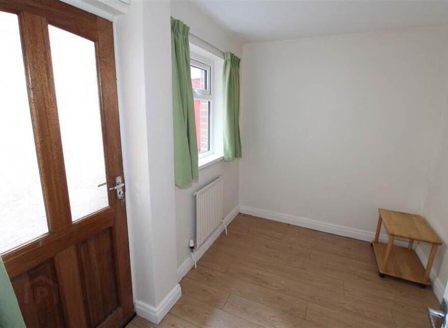 30 Titania Street, Belfast, BT6 8NT