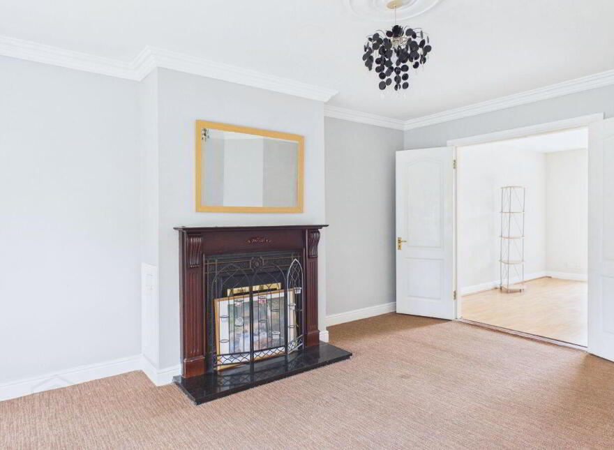 10 Castle Avenue, Kilminchy, R32W29R