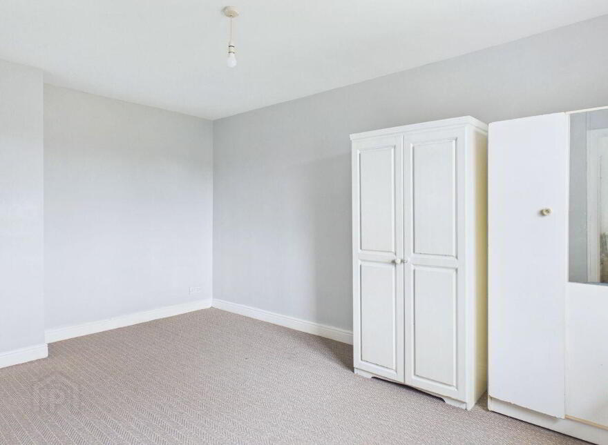 10 Castle Avenue, Kilminchy, R32W29R