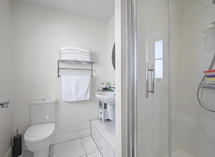 16 River Hill Park, Newtownards, BT23 7FJ