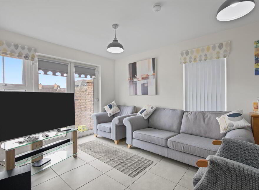 16 River Hill Park, Newtownards, BT23 7FJ