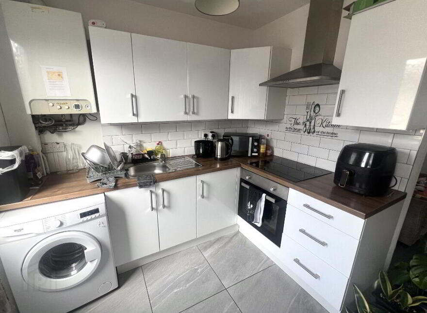 92 Frenchpark Street, Belfast, BT12 6HZ