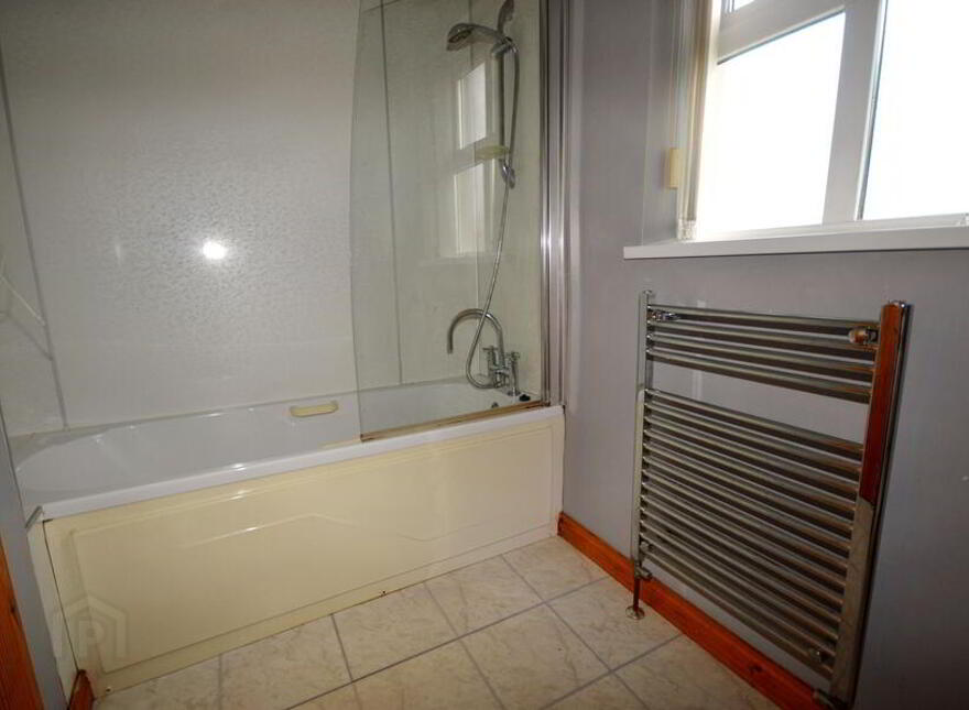 7 Sessiagh Park, Castlefin, F93T3H3