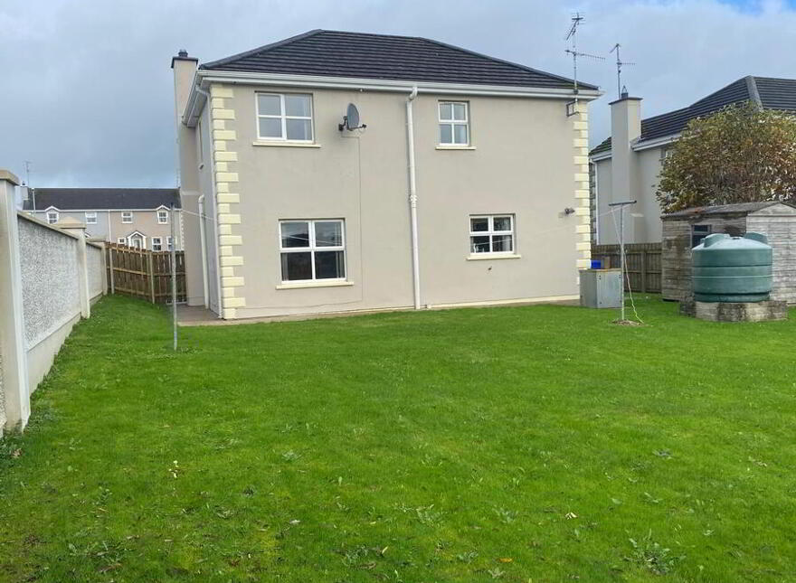 7 Sessiagh Park, Castlefin, F93T3H3