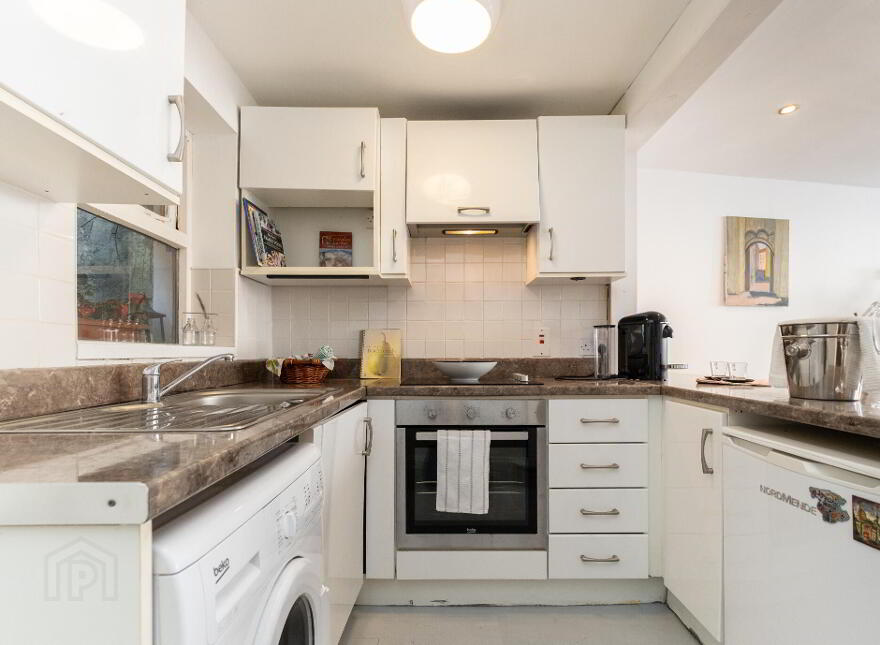 38 South Main Street, Youghal, P36V656