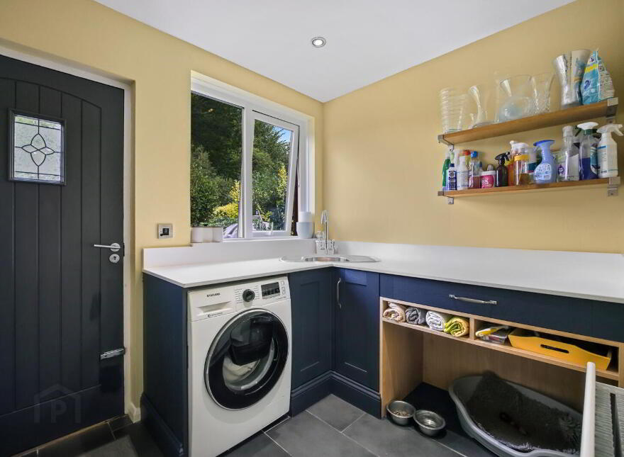 11 Cairnburn Avenue, Belfast, BT4 2HT