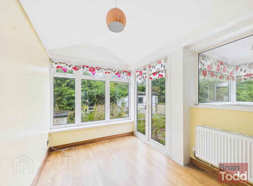 28 Old Mill Heights, Larne, BT40 2RS