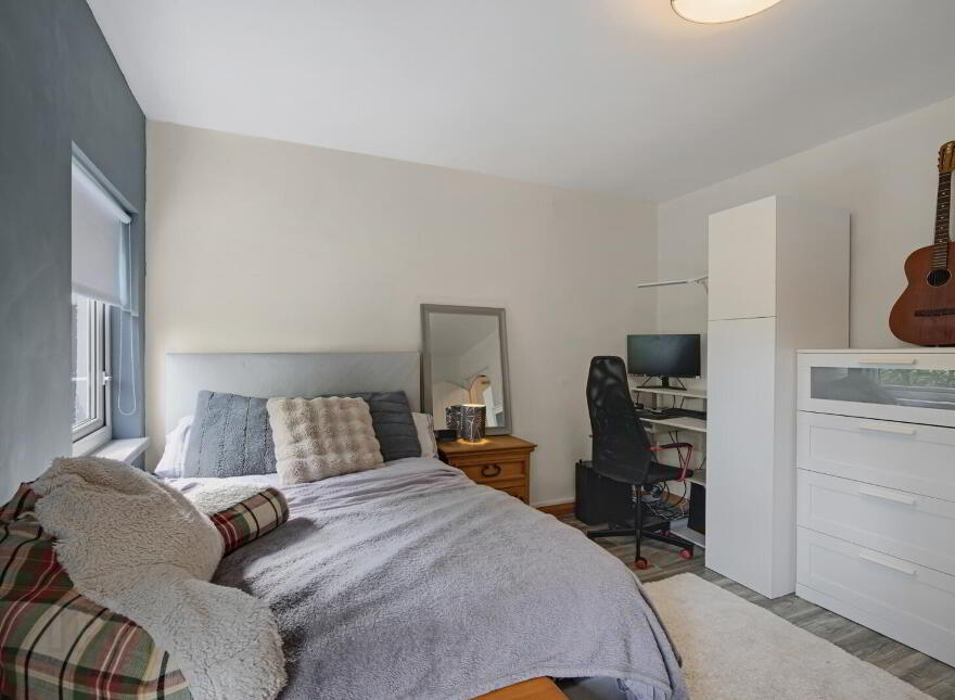 Apartment 5 Ardilea House 3 Chichester Park South, Belfast, BT15 5DW