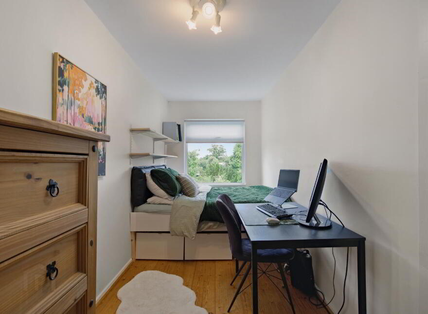 Apartment 5 Ardilea House 3 Chichester Park South, Belfast, BT15 5DW