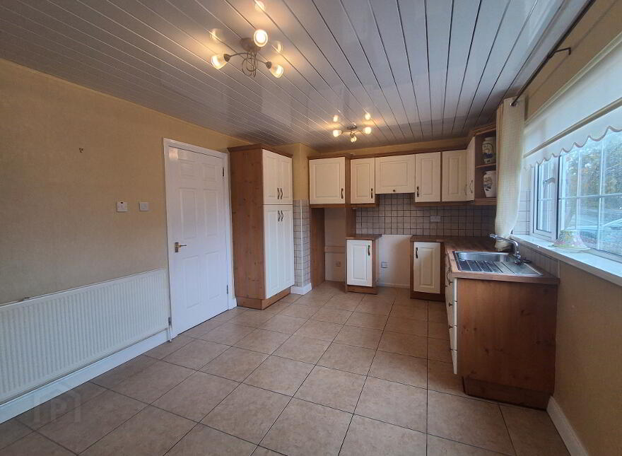 22 Carrowshee Park, Lisnaskea, BT92 0FR