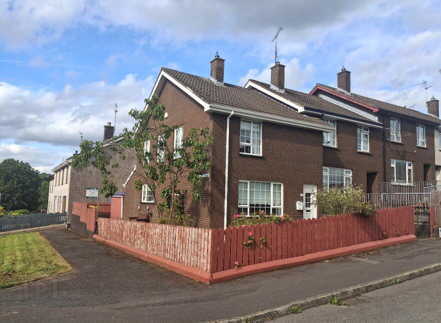 22 Carrowshee Park, Lisnaskea, BT92 0FR