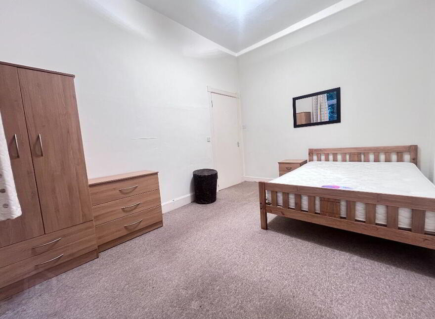 17 Murieston Crescent, Gorgie, Edinburgh, EH11 2LL