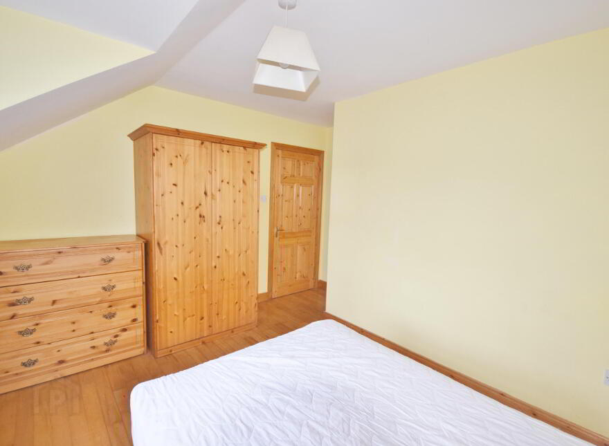 23 Convent St, Listowel, V31W290