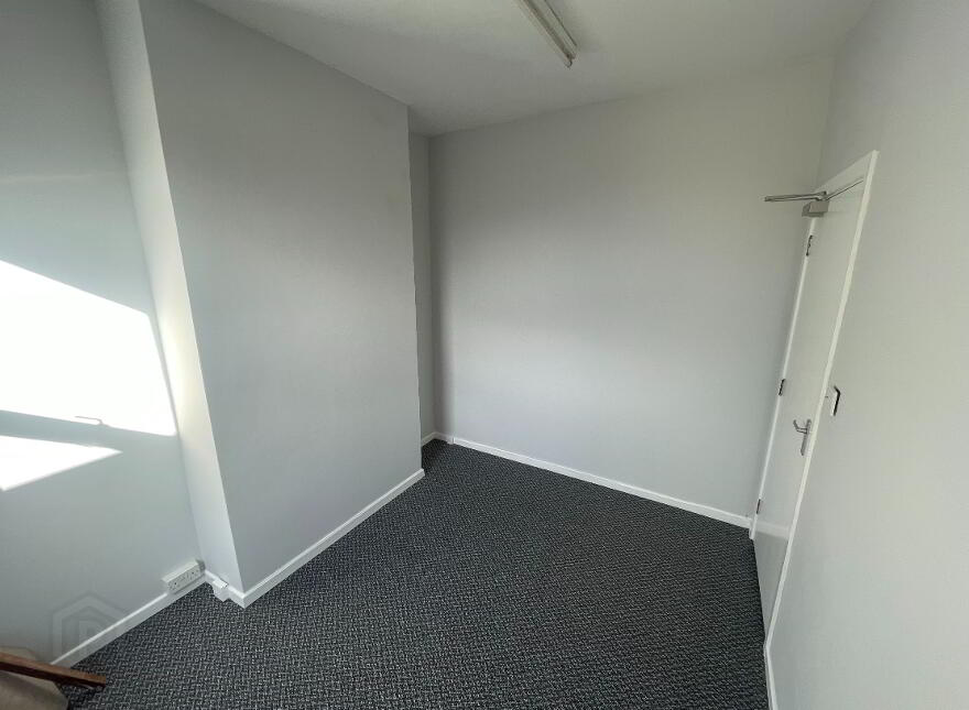 375a Woodstock Road, Belfast, BT6 8PU