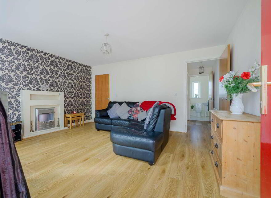 77 Leathem Square, East Link Road, Belfast, BT16 2QL