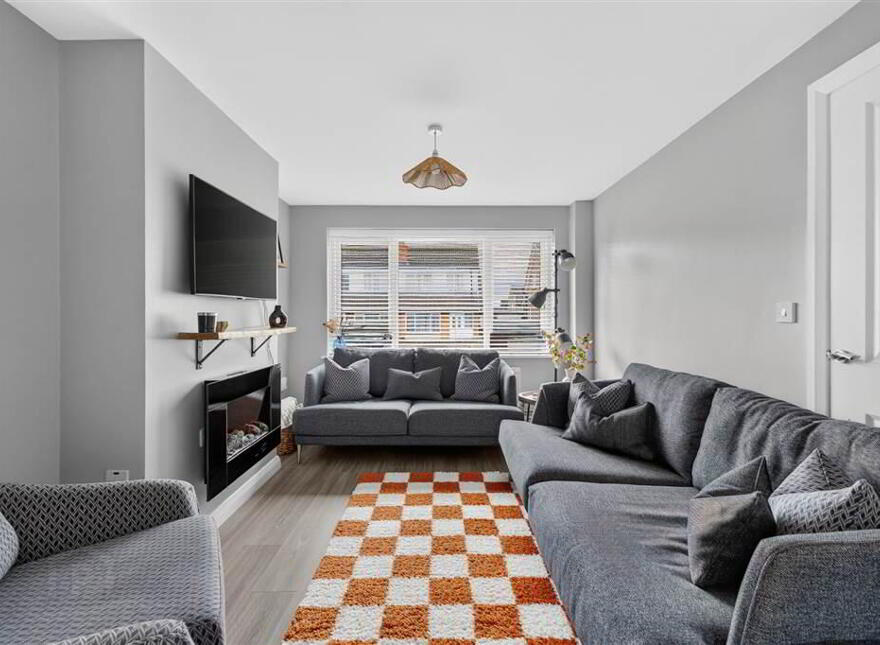 7 Oakridge Gardens, Belsize Road, Lisburn, BT27 4NE
