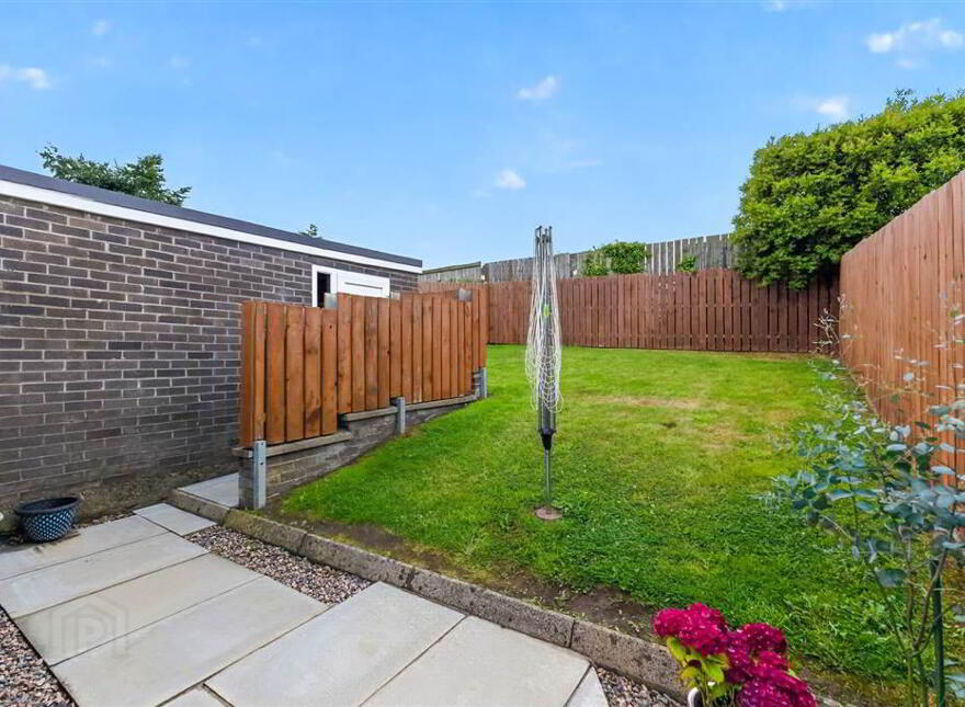 7 Oakridge Gardens, Belsize Road, Lisburn, BT27 4NE