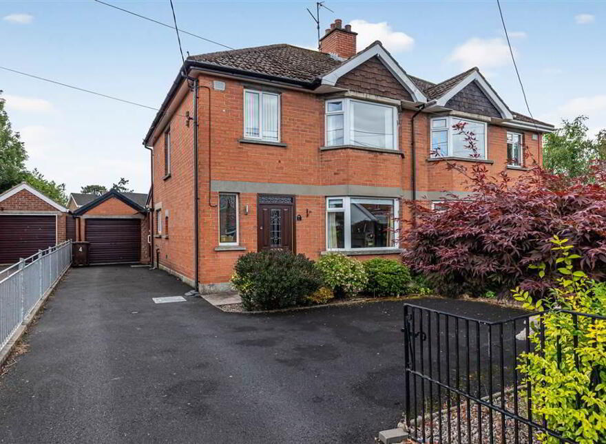 4 Beechdene Park, Antrim Road, Lisburn, BT28 3LU photo