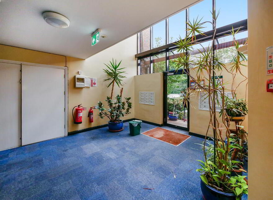40 Minnowburn Mews, Shaws Bridge, Belfast, BT8 8ST