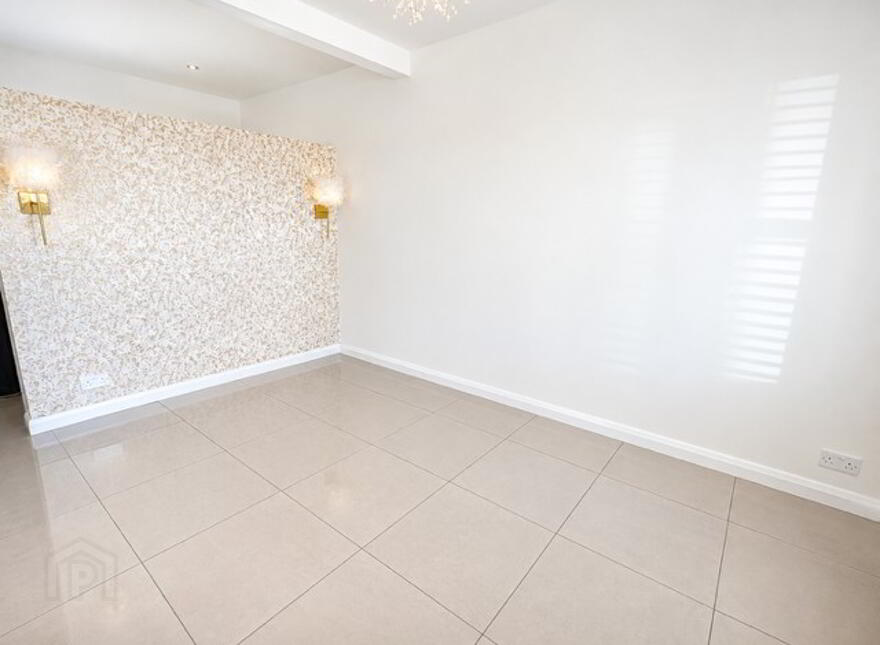 11 Rhanbuoy Park, Carrickfergus, BT38 8BS