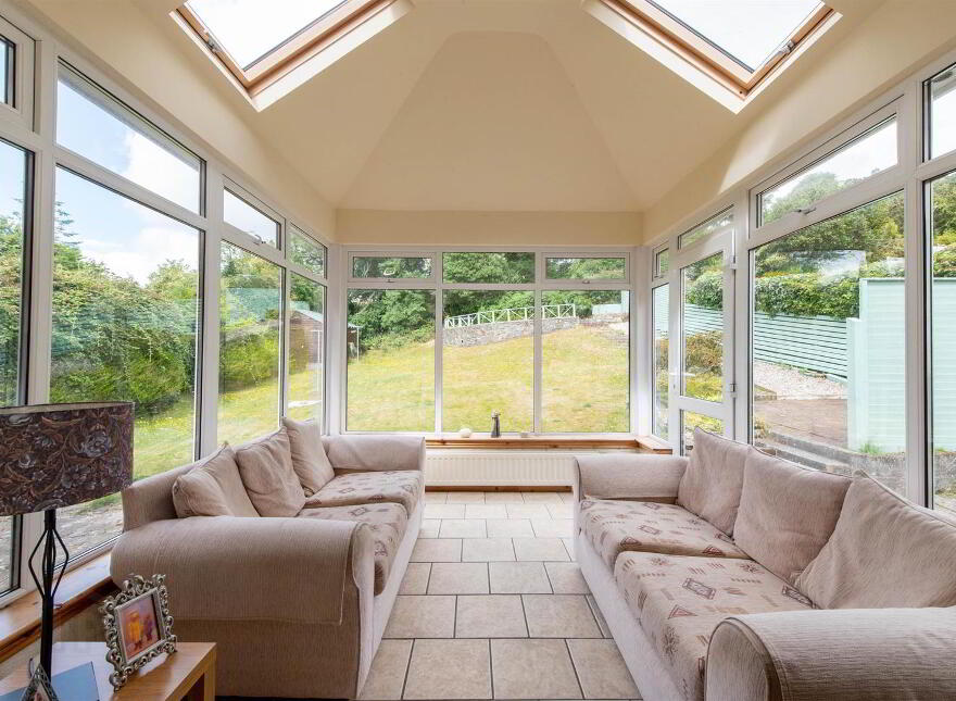 16 Ardenlee Gardens, Downpatrick, BT30 6PJ