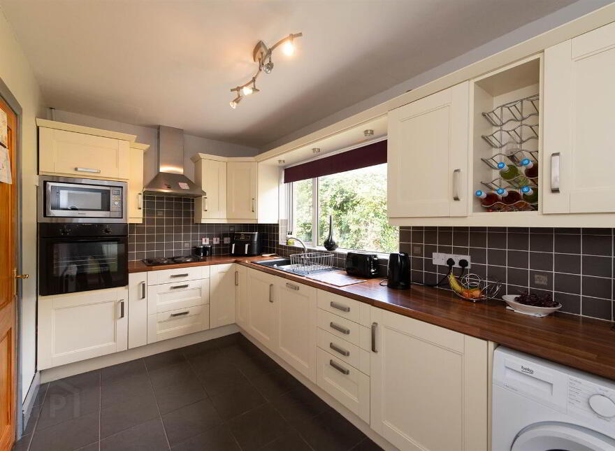 16 Ardenlee Gardens, Downpatrick, BT30 6PJ