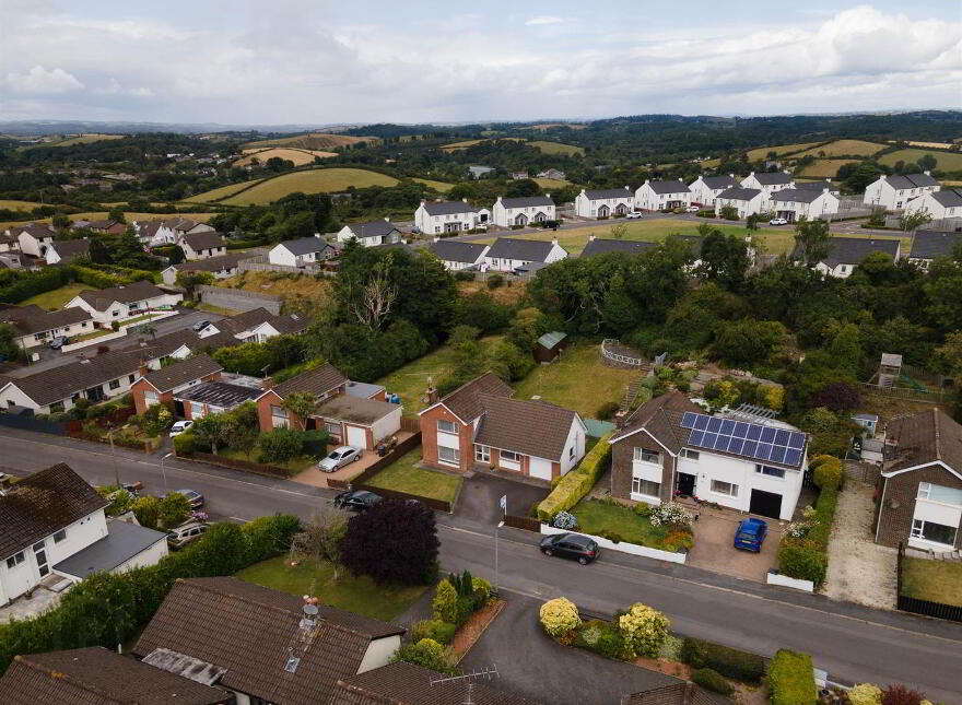 16 Ardenlee Gardens, Downpatrick, BT30 6PJ
