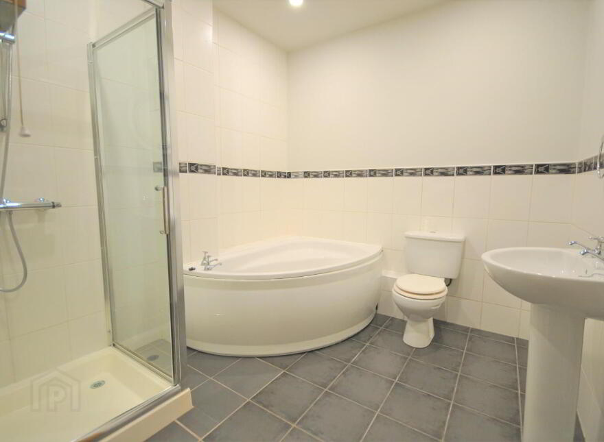 25 Hampton Court, Ballygowan, Newtownards, BT23 6HW