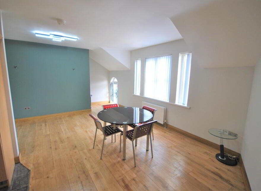 25 Hampton Court, Ballygowan, Newtownards, BT23 6HW