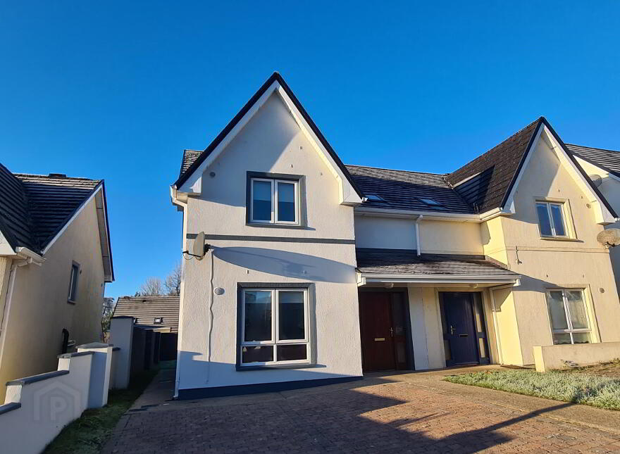 11 Castlefield, Stonebridge, Dromahair, F91K3V1 photo
