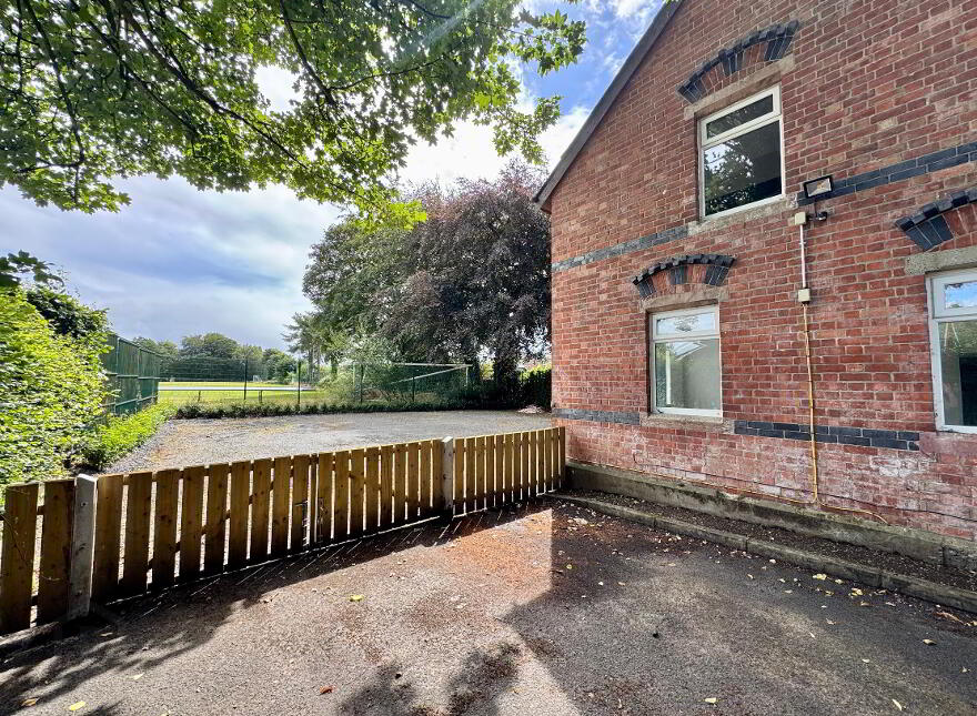 7B Bladon Park, Belfast, BT9 5LG